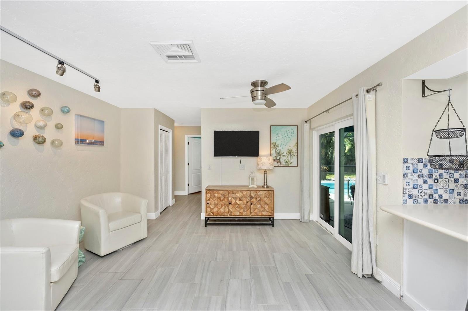 A4662649 Property Photo