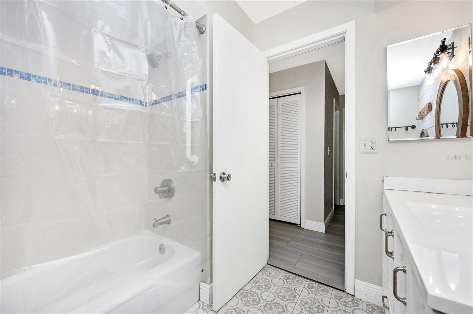 A4662649 Property Photo