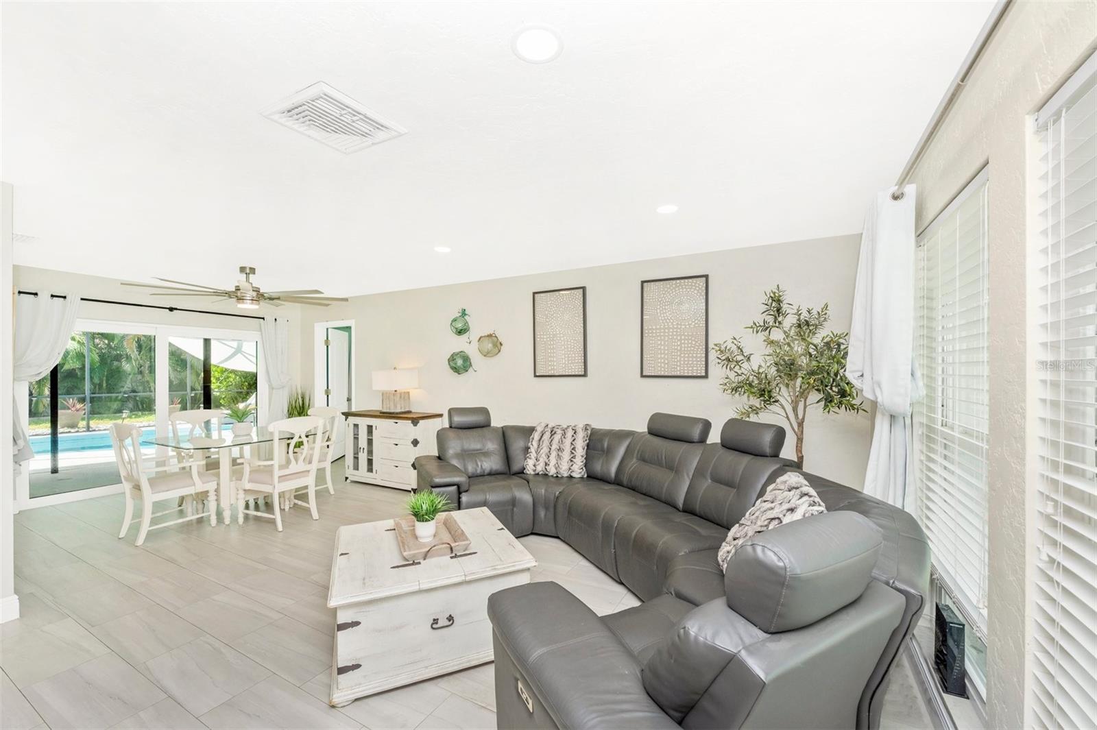 A4662649 Property Photo