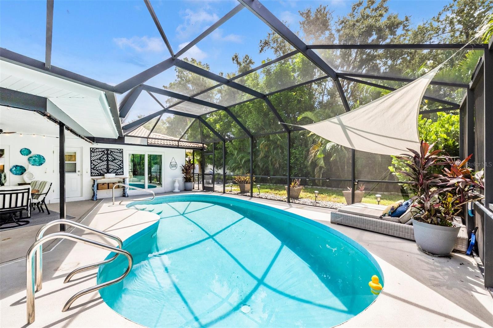 A4662649 Property Photo