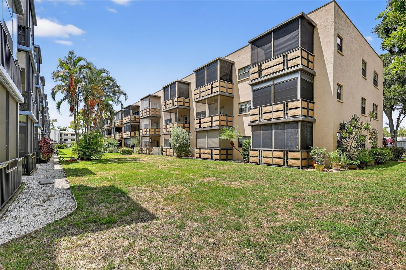 TB8419530 Property Photo