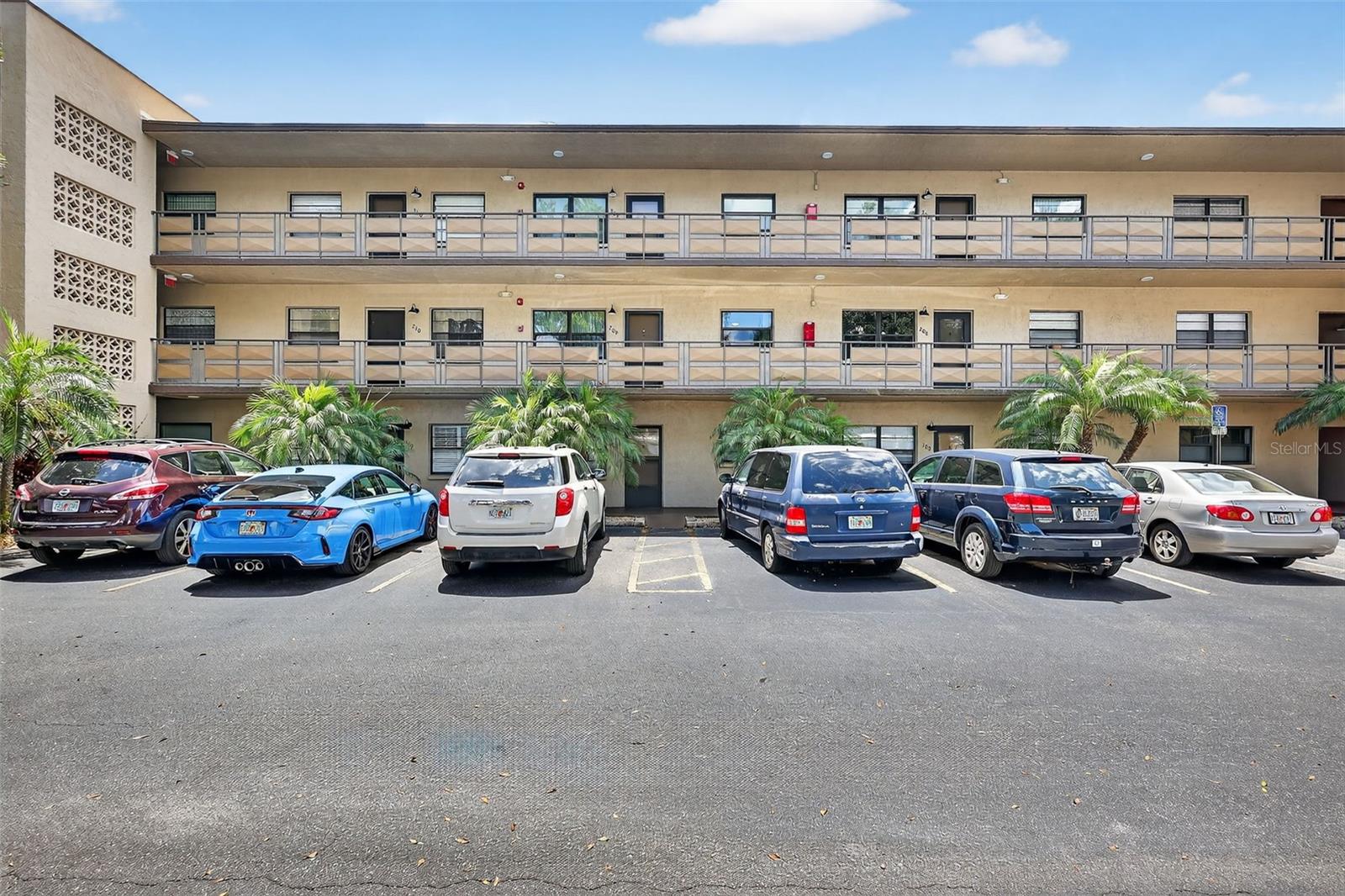 TB8419530 Property Photo