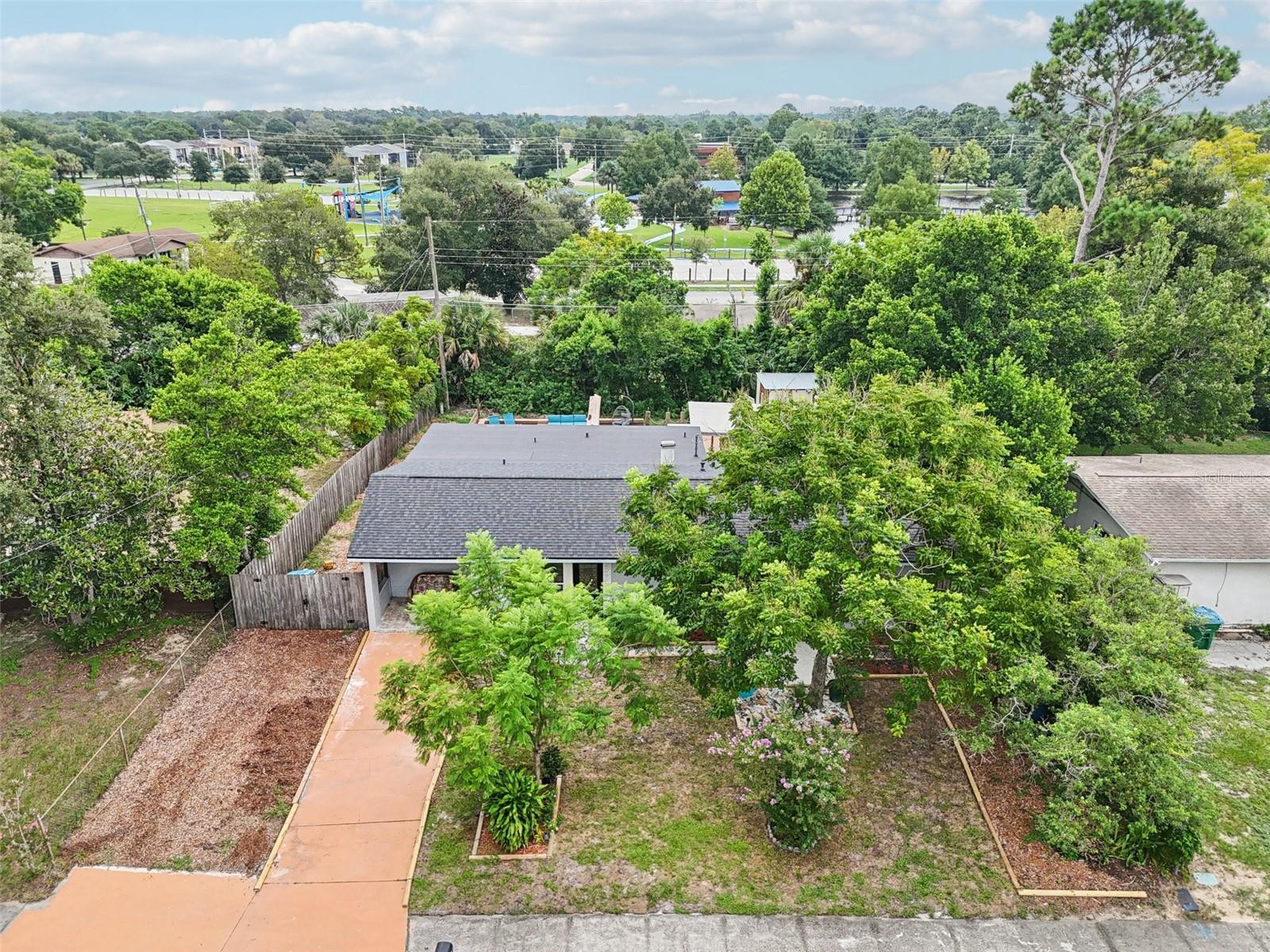 221 N DEVON AVE, WINTER SPRINGS, FL, 32708