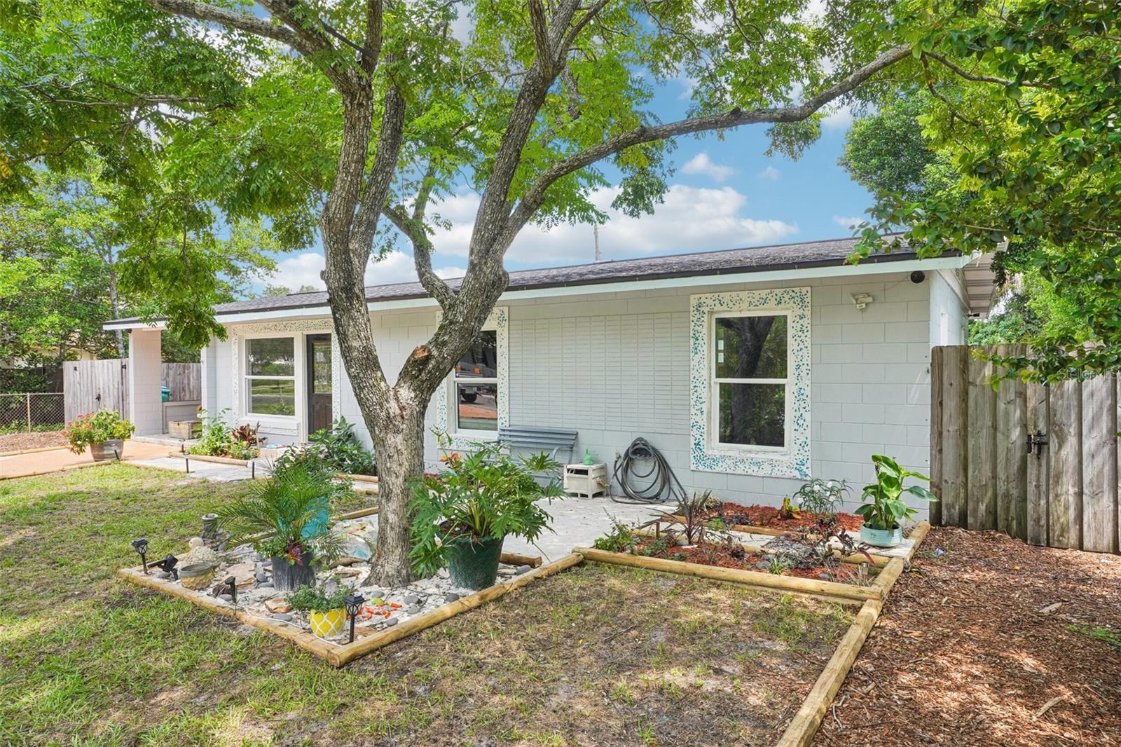 221 N DEVON AVE, WINTER SPRINGS, FL, 32708