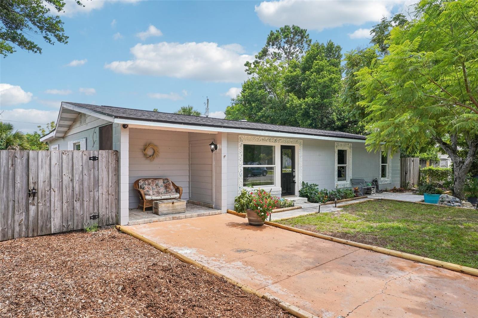 221 N DEVON AVE, WINTER SPRINGS, FL, 32708