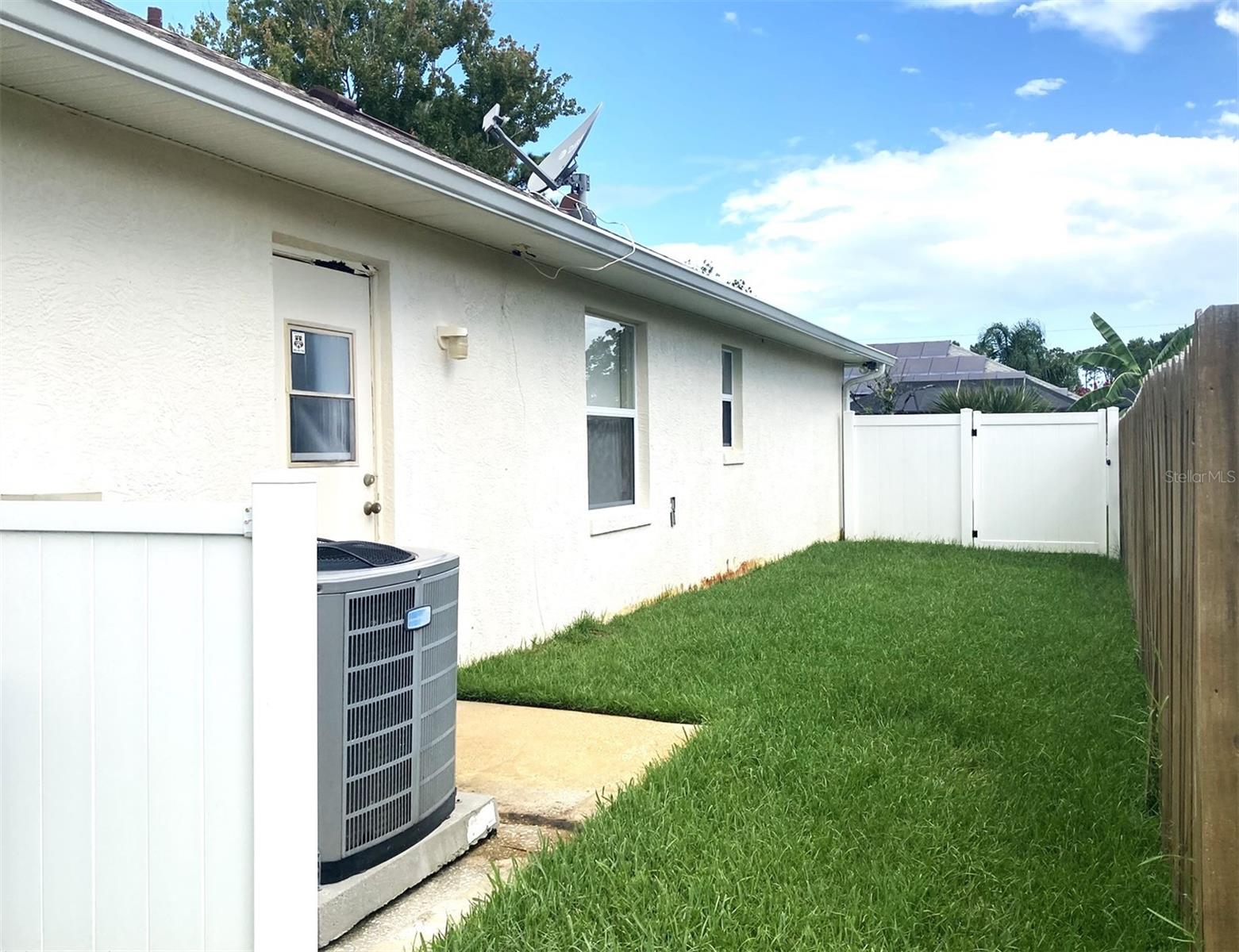 16 FENWICK LN, PALM COAST, FL, 32137