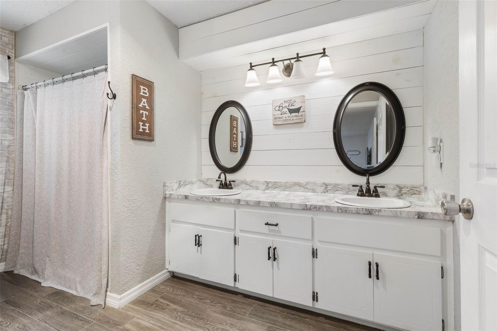 6 PATCHOGUE PL, PALM COAST, FL, 32164