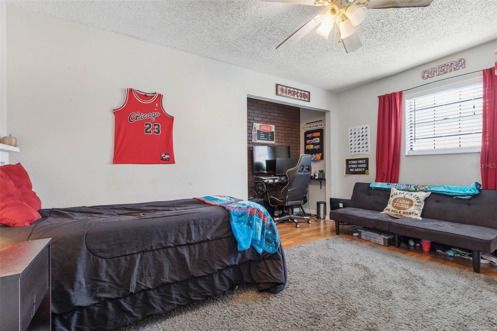 6 PATCHOGUE PL, PALM COAST, FL, 32164