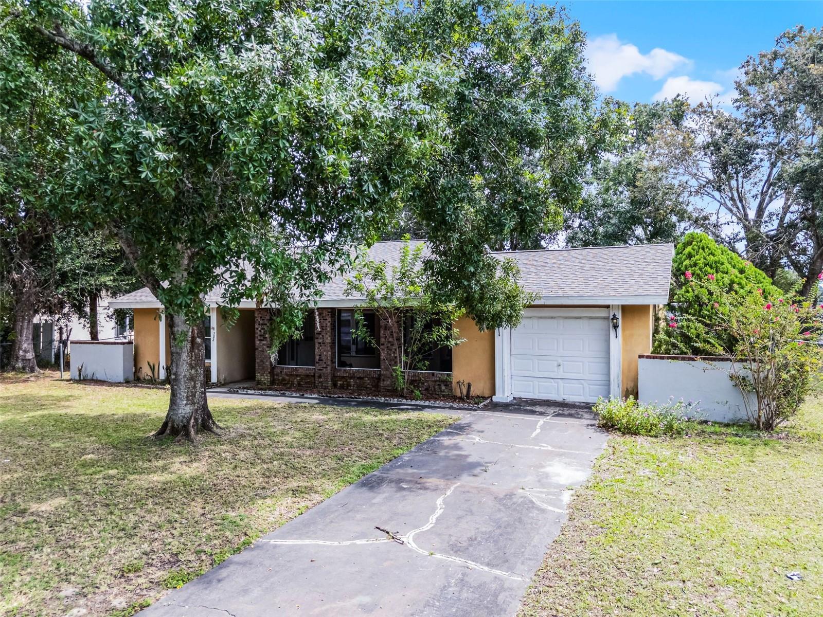 702 PUTT LN, KISSIMMEE, FL, 34759