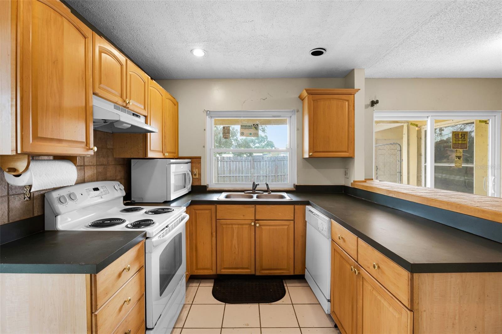 702 PUTT LN, KISSIMMEE, FL, 34759