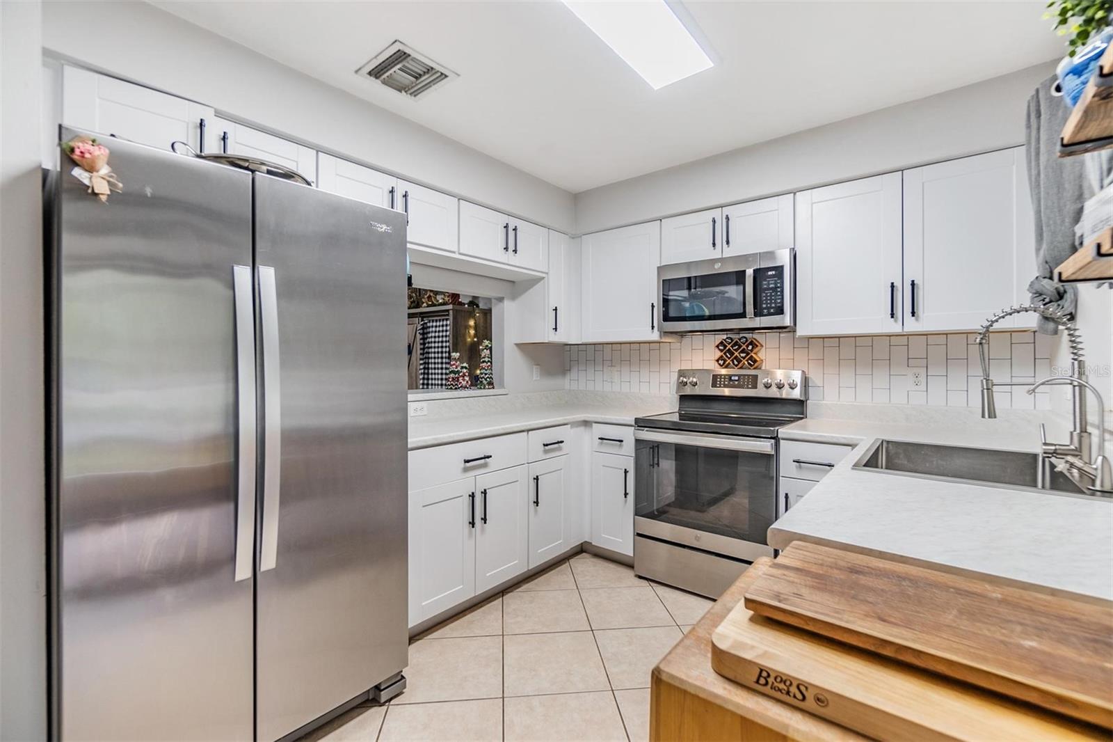 Fully renovated Kitchen.