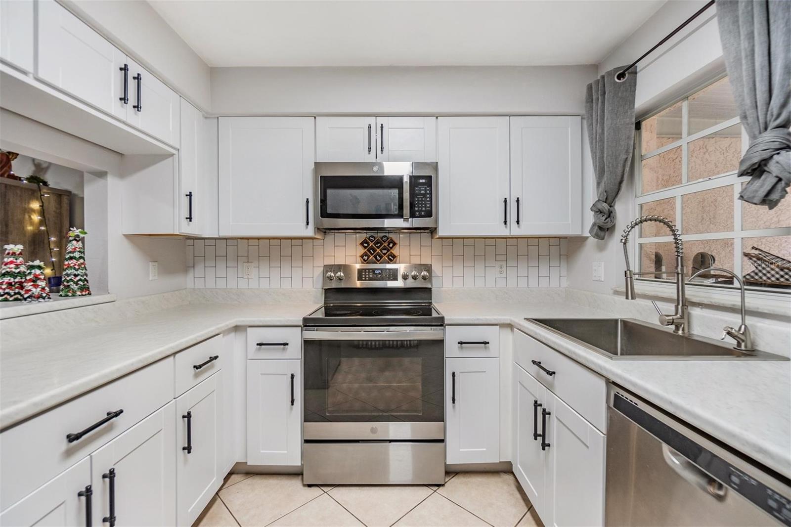 Fully renovated Kitchen.