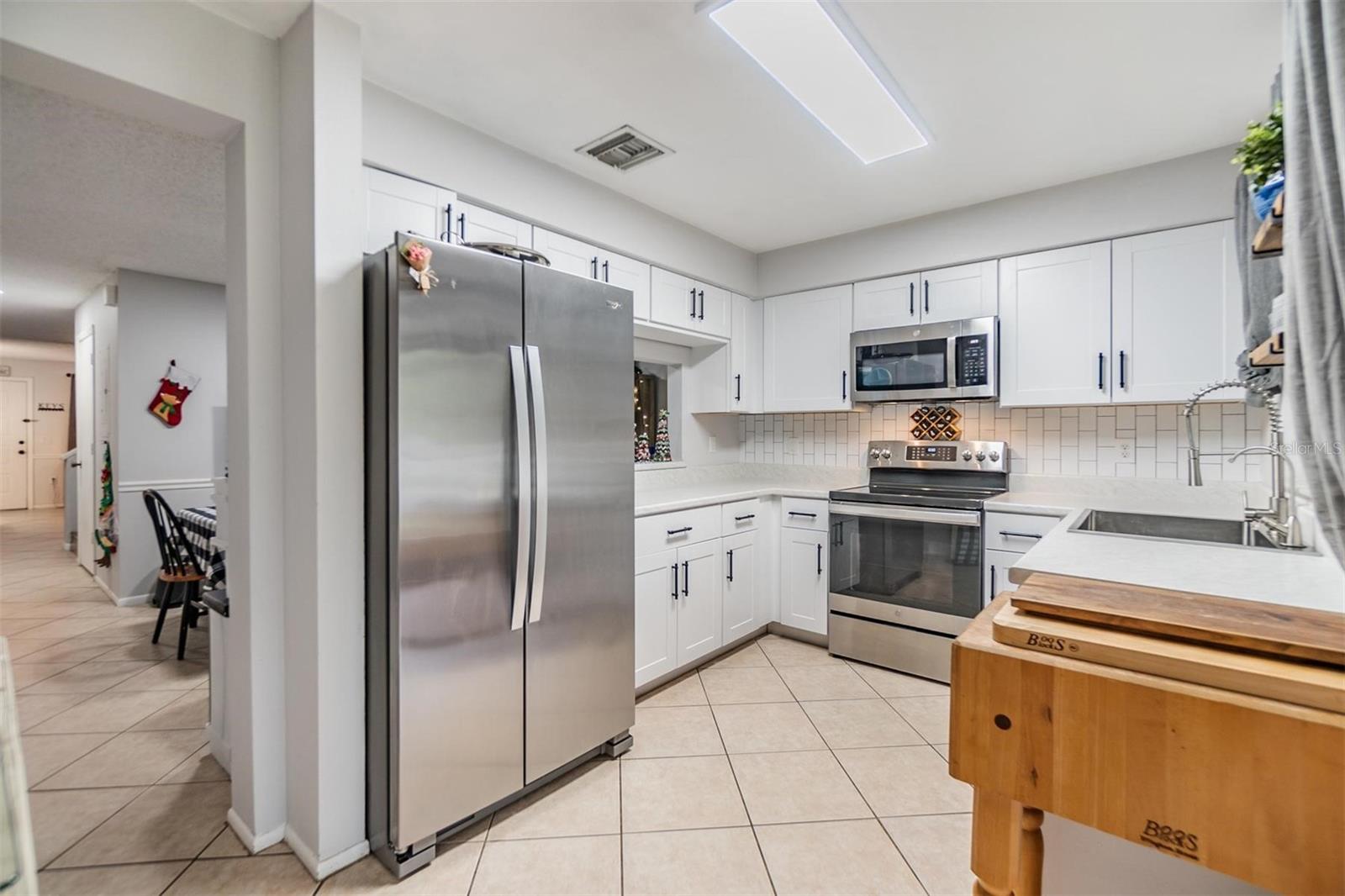Fully renovated Kitchen.