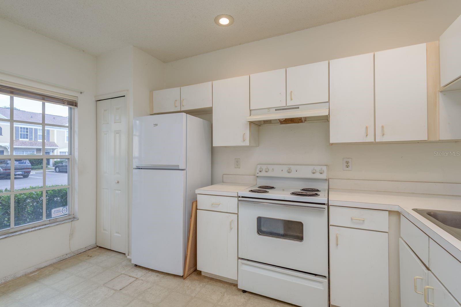 1255 REDONDO WAY, WESLEY CHAPEL, FL, 33543