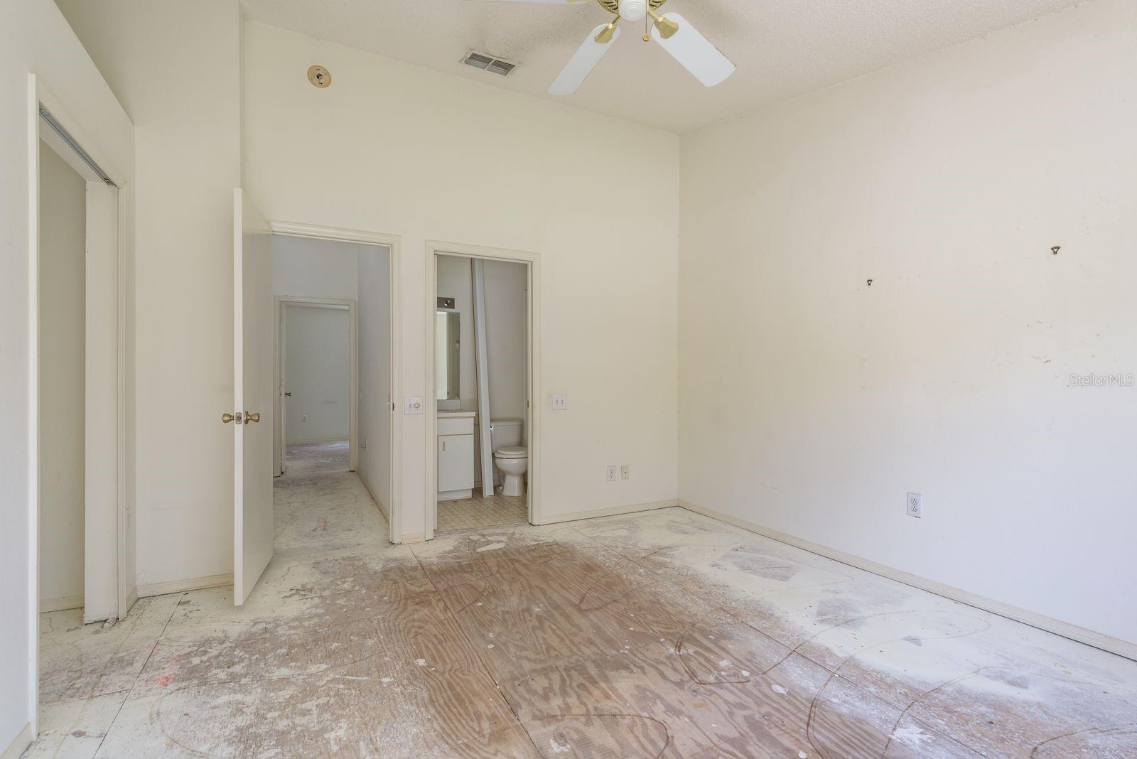 1255 REDONDO WAY, WESLEY CHAPEL, FL, 33543