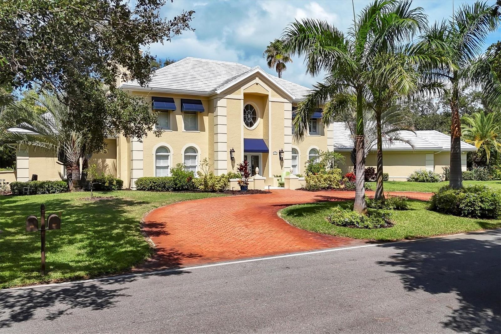 A4662753 Property Photo