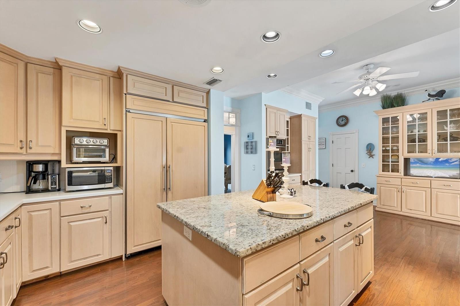 A4662753 Property Photo