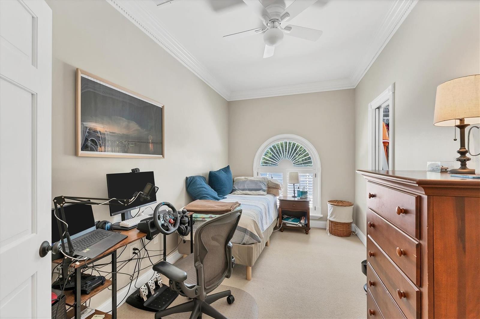 A4662753 Property Photo