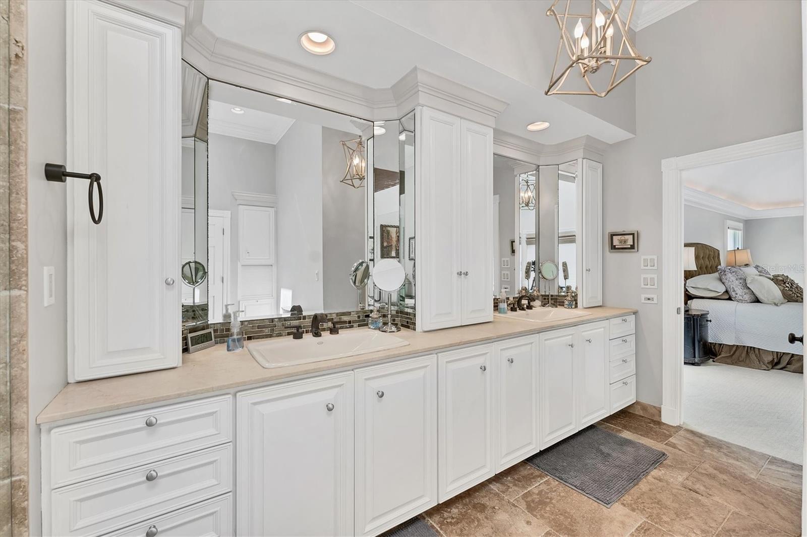 A4662753 Property Photo