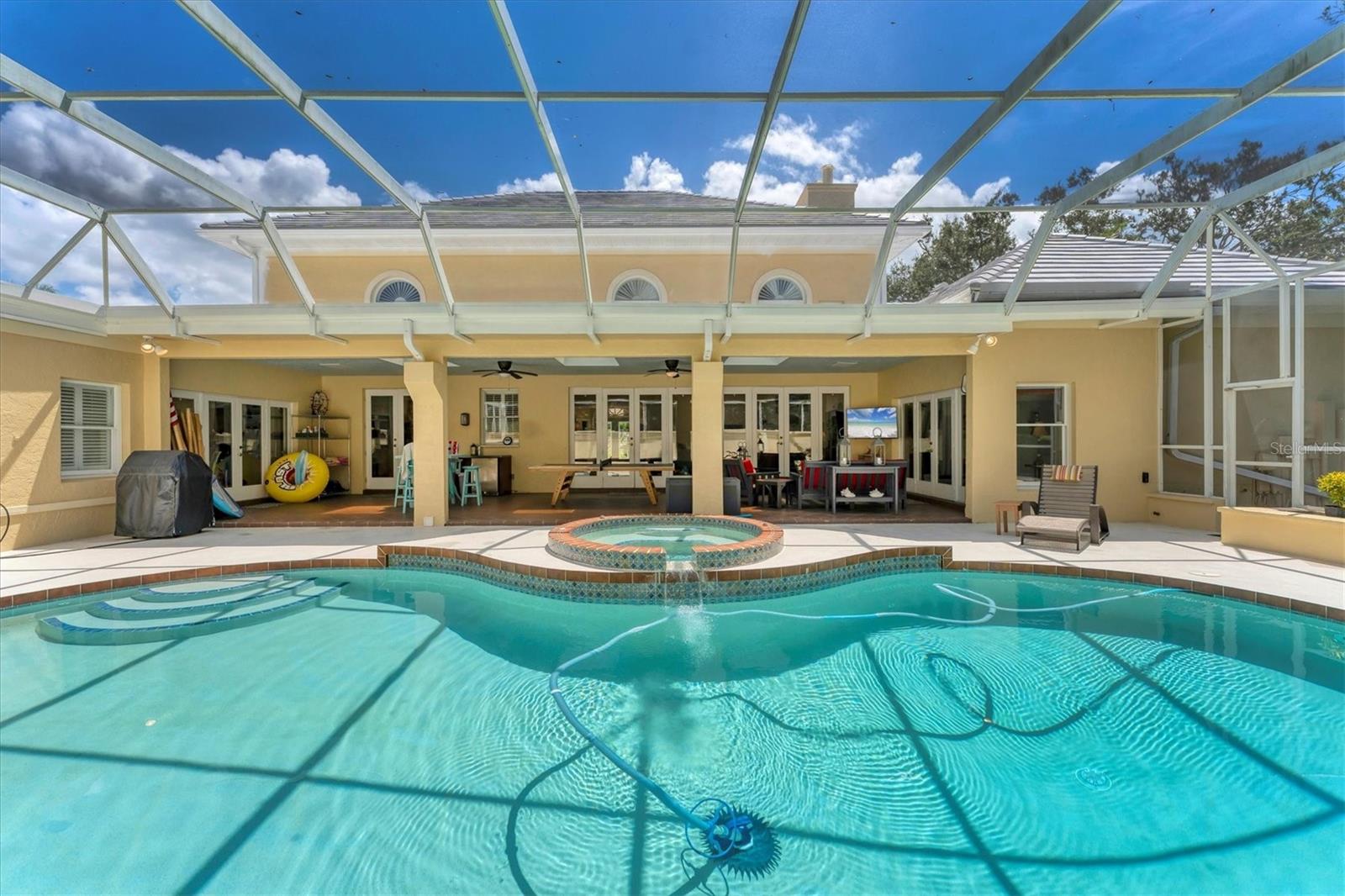 A4662753 Property Photo