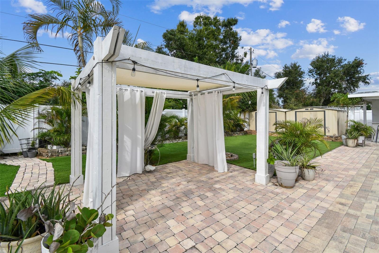 2580 GRANADA CIR W, ST PETERSBURG, FL, 33712