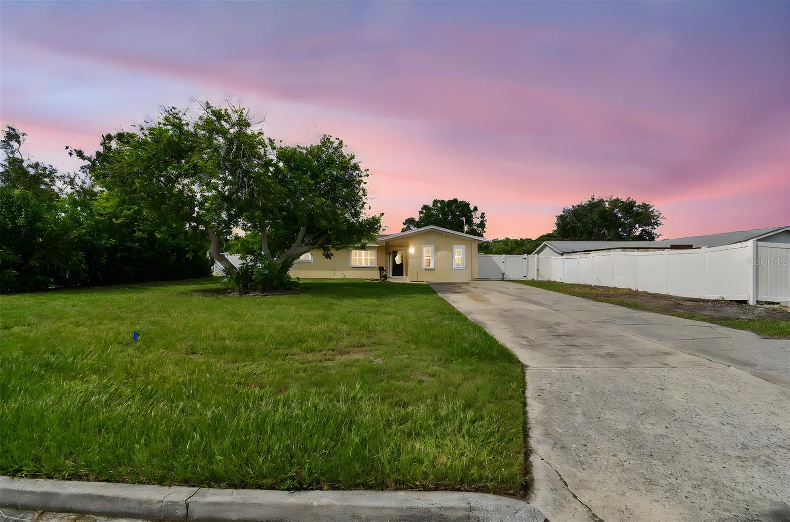 2580 GRANADA CIR W, ST PETERSBURG, FL, 33712