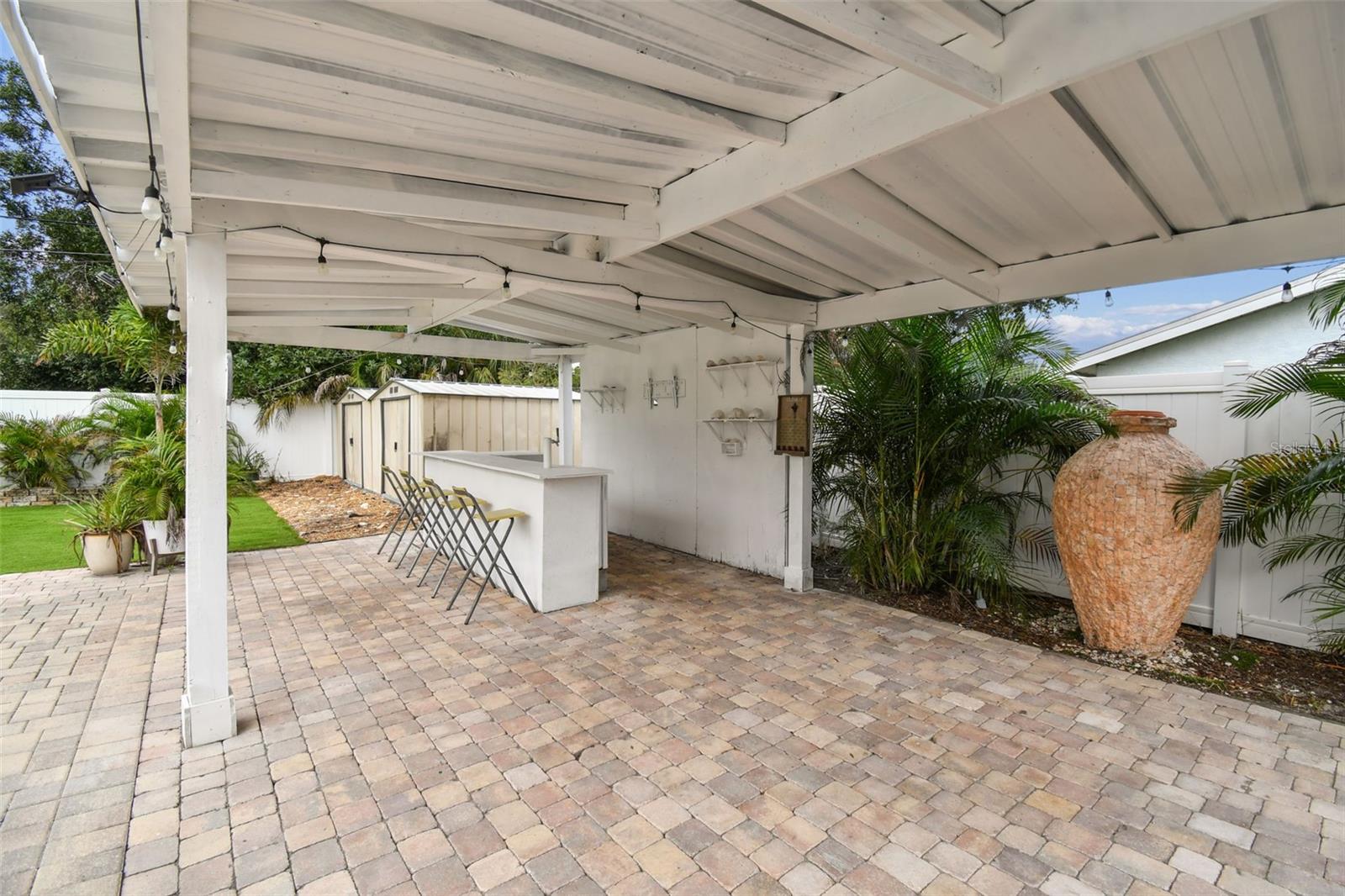 2580 GRANADA CIR W, ST PETERSBURG, FL, 33712