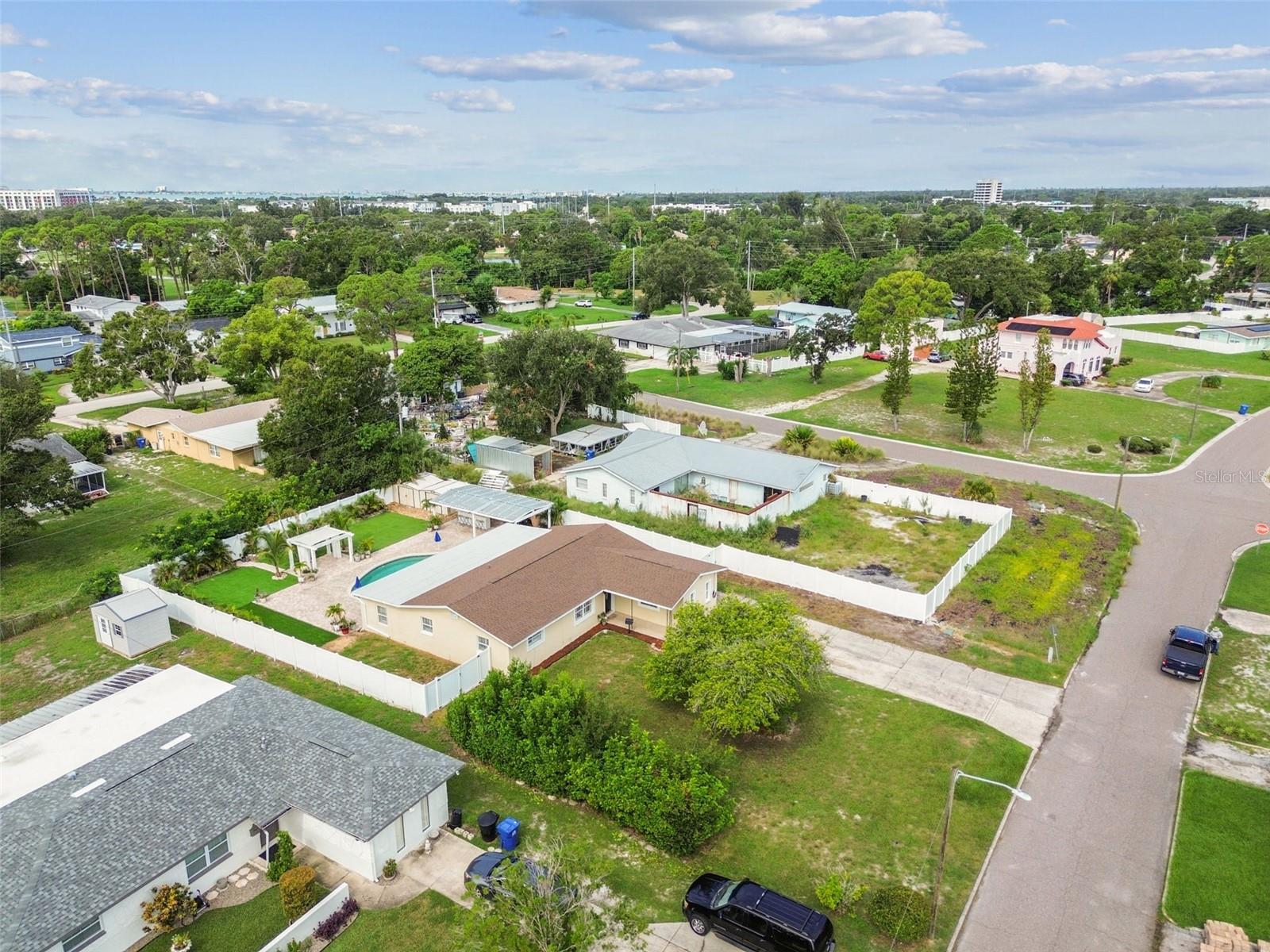 2580 GRANADA CIR W, ST PETERSBURG, FL, 33712