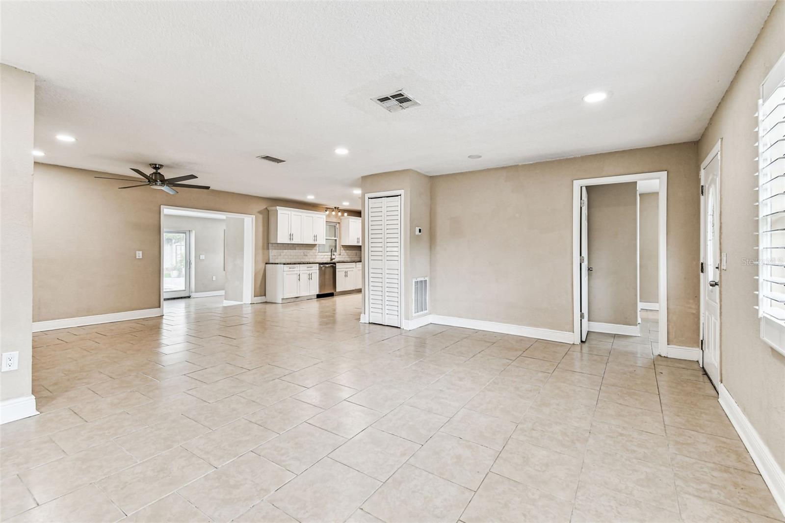 2580 GRANADA CIR W, ST PETERSBURG, FL, 33712