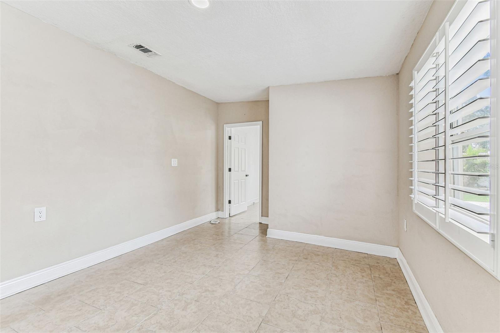 2580 GRANADA CIR W, ST PETERSBURG, FL, 33712