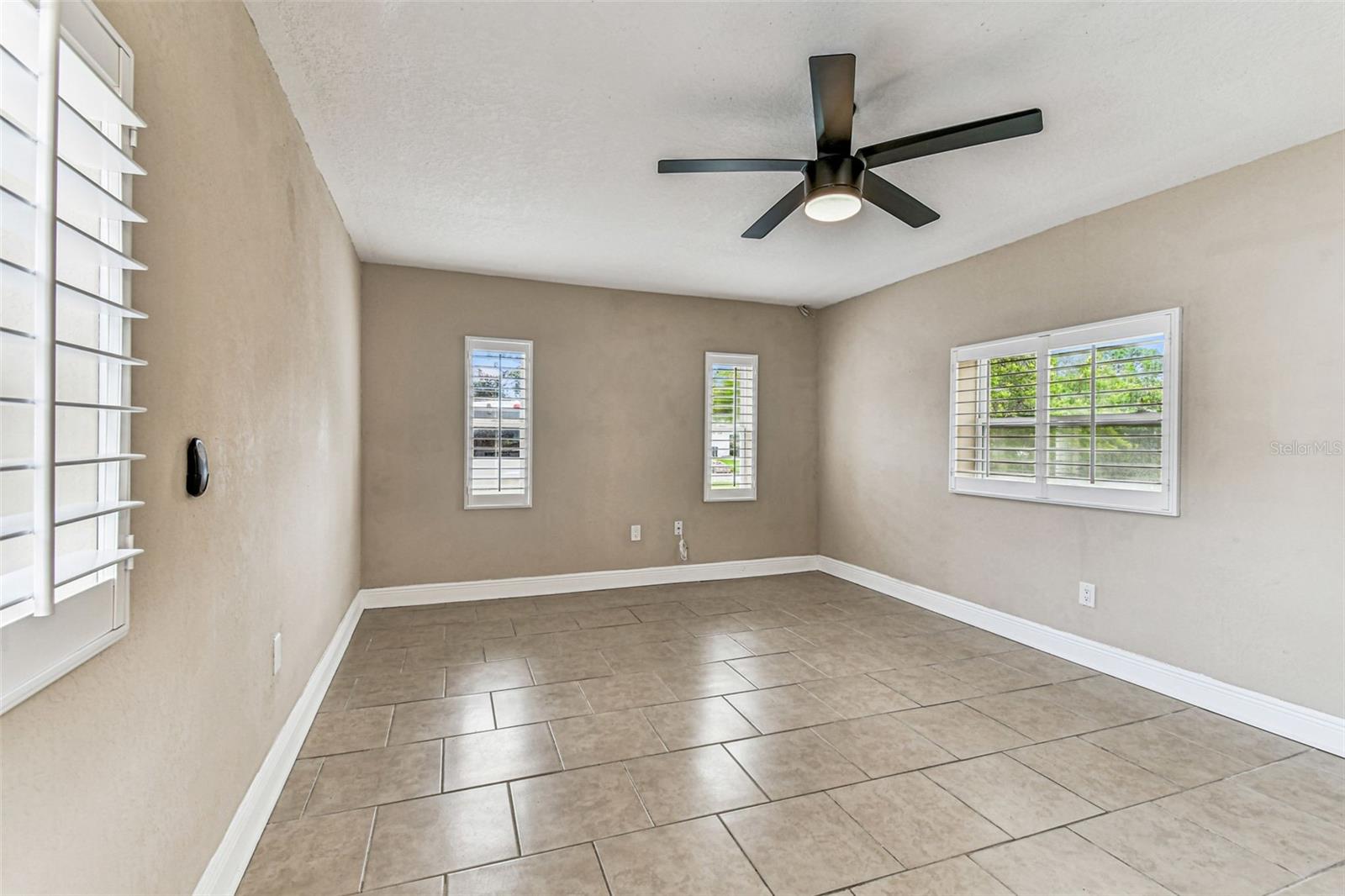 2580 GRANADA CIR W, ST PETERSBURG, FL, 33712