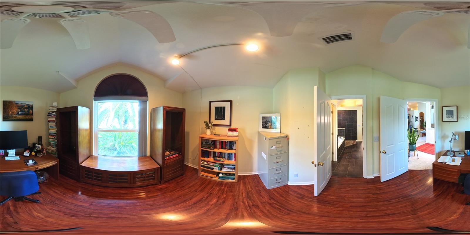 530 SOMERHILL DR NE, ST PETERSBURG, FL, 33716