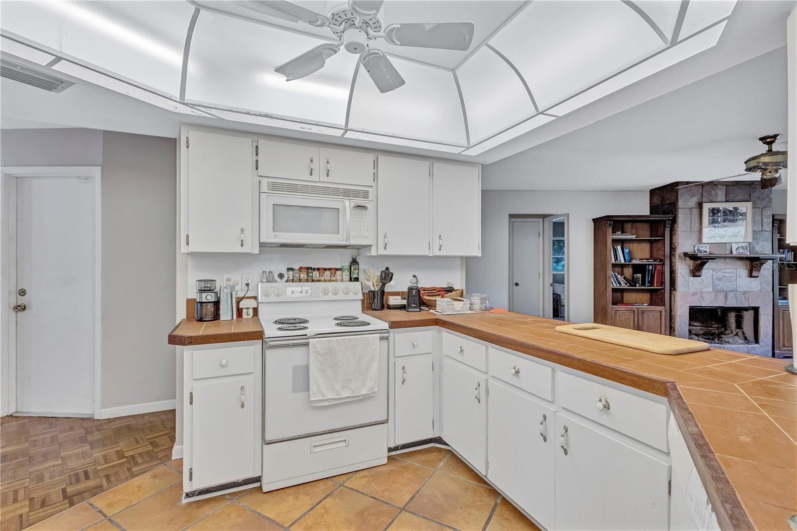 A4662798 Property Photo