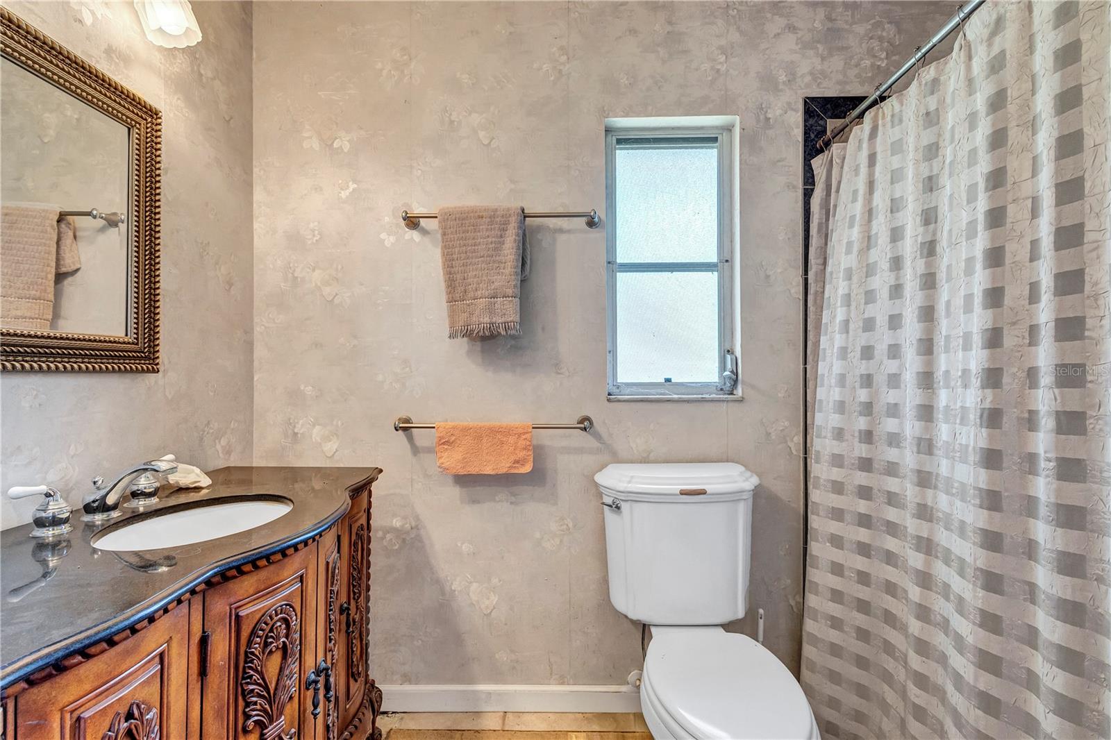 A4662798 Property Photo
