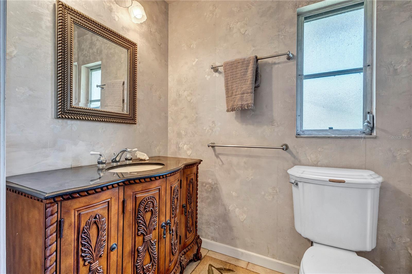 A4662798 Property Photo
