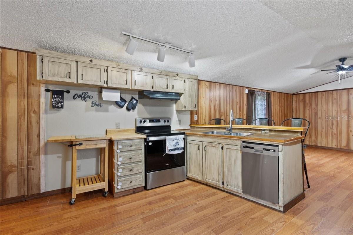 GC533458 Property Photo