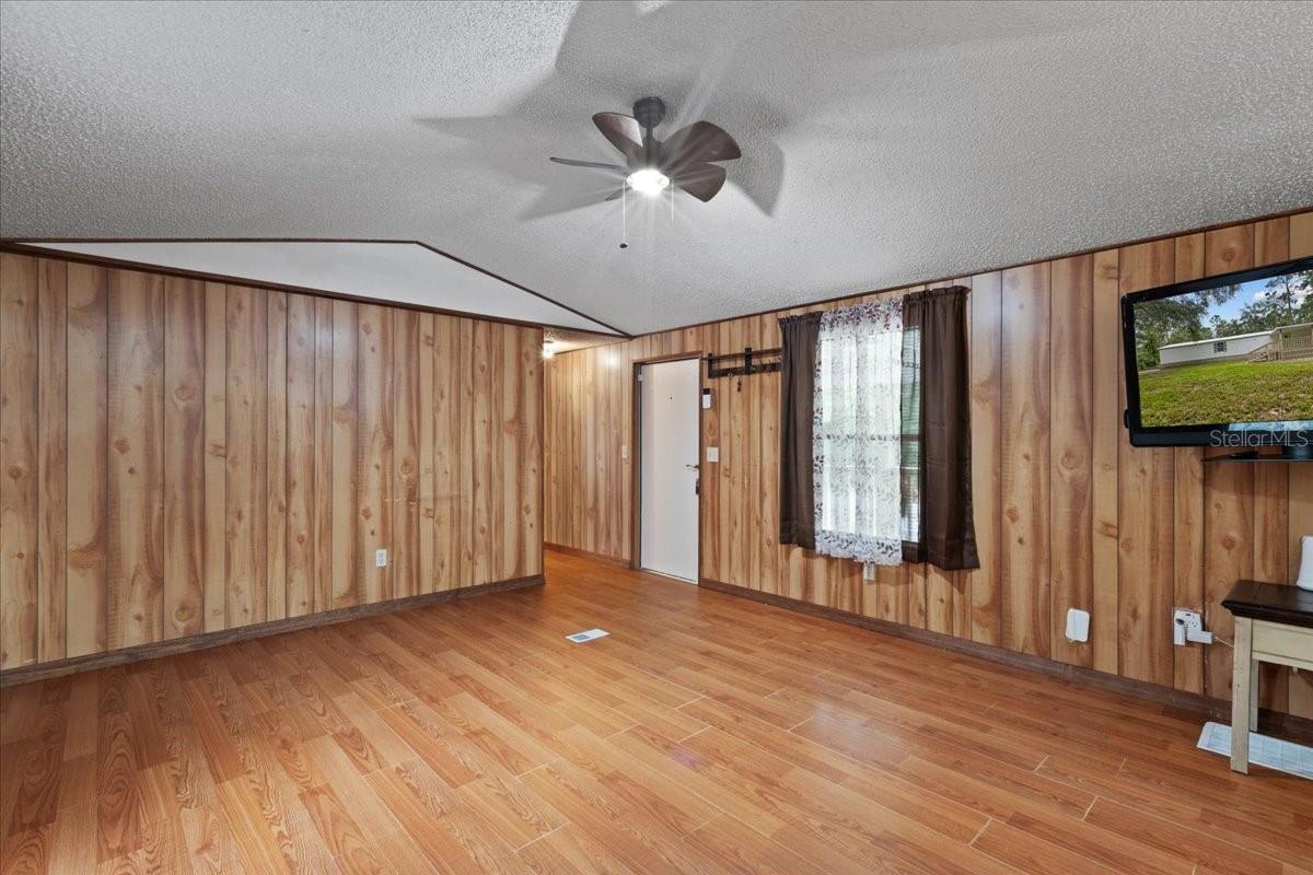 GC533458 Property Photo