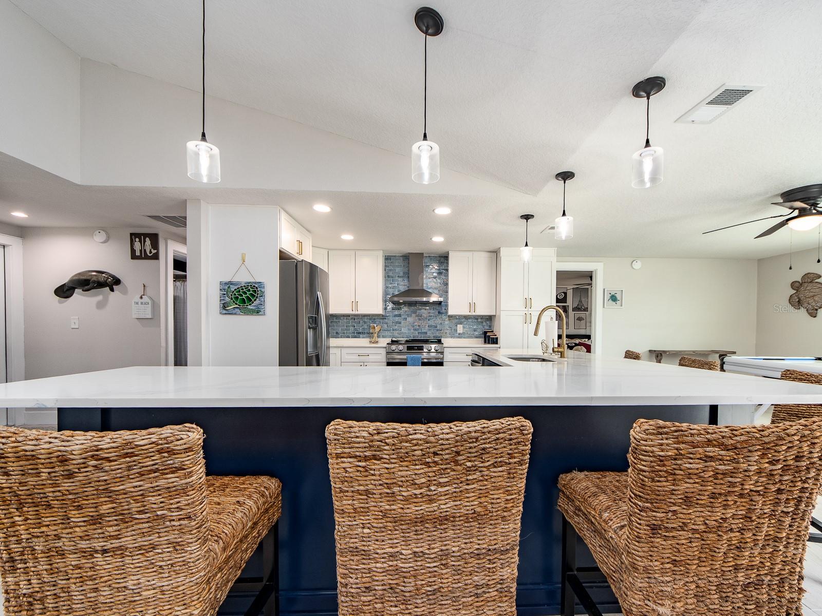 Breakfast bar