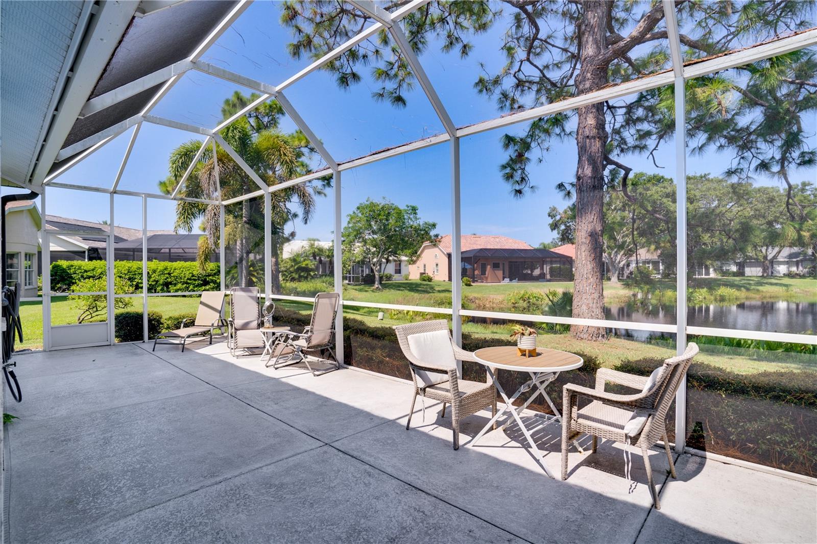 A4662802 Property Photo