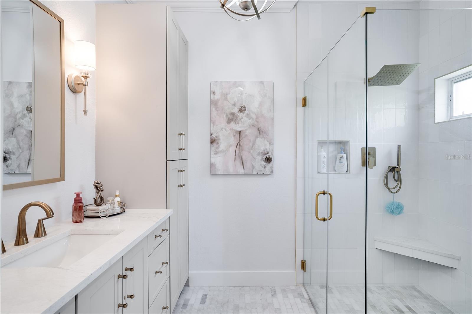 A4662802 Property Photo