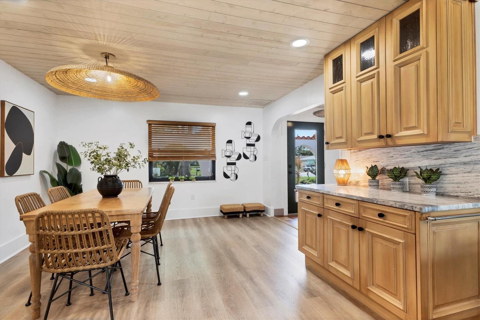 A4662815 Property Photo
