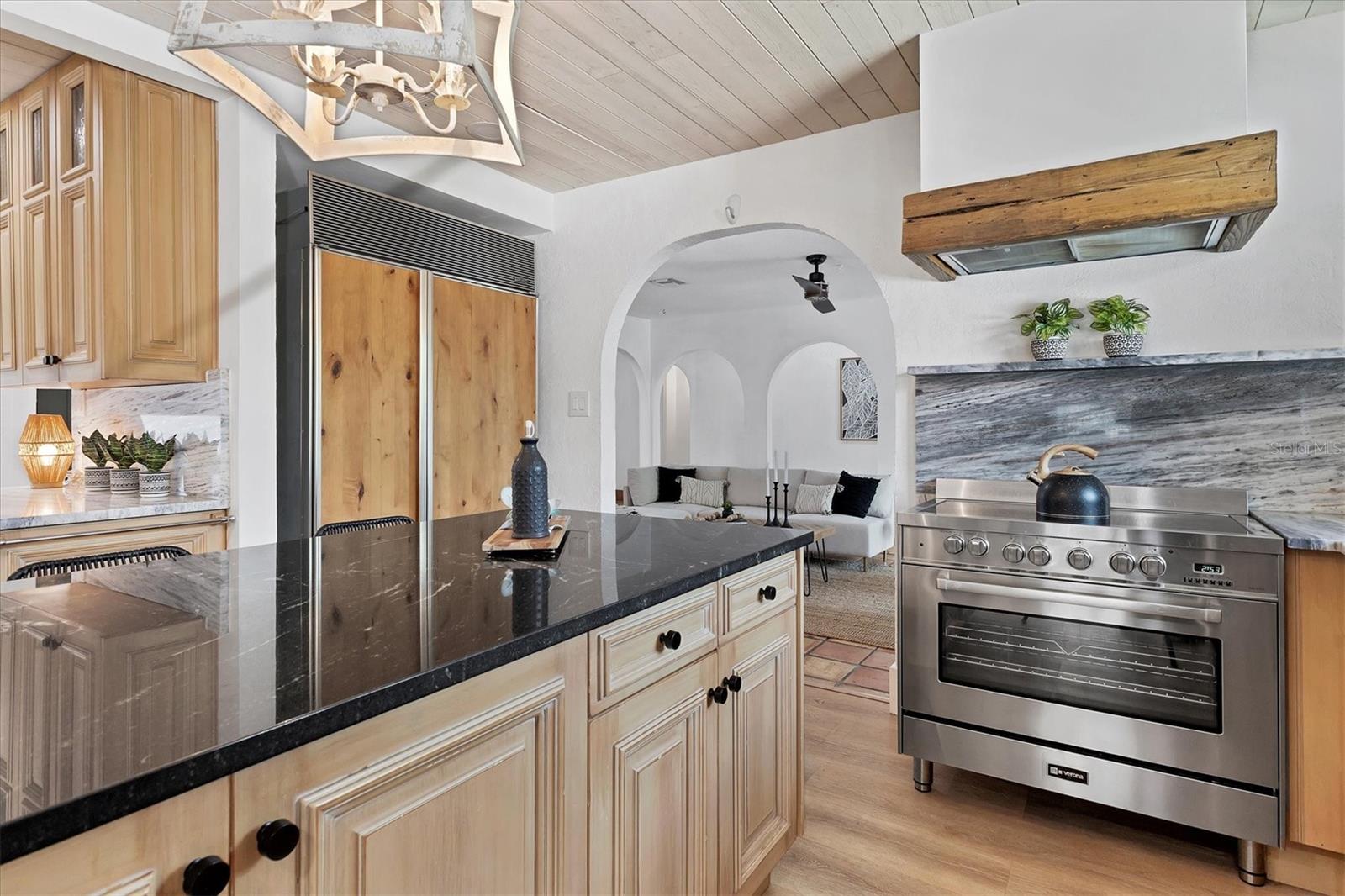 A4662815 Property Photo