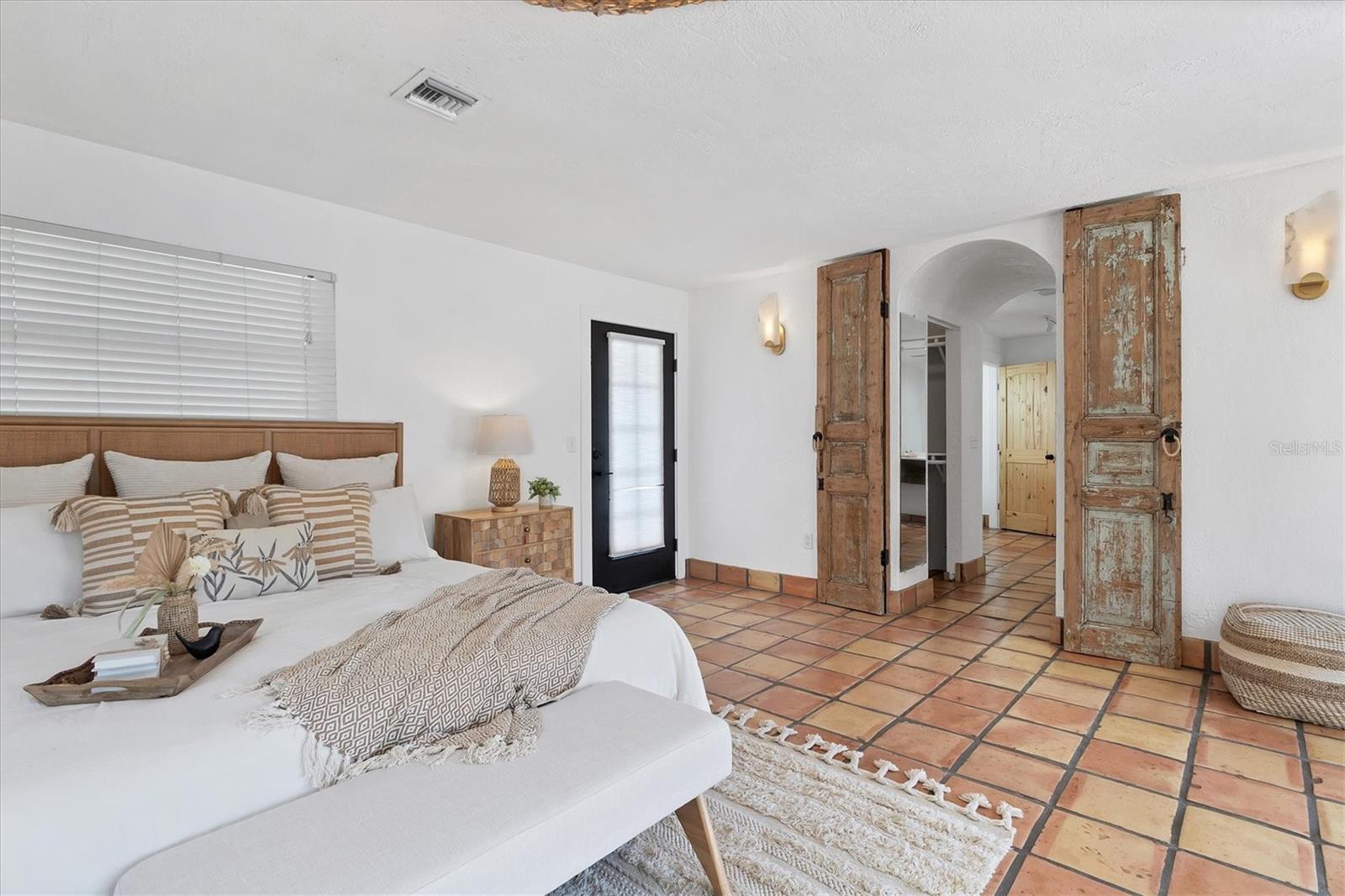 A4662815 Property Photo