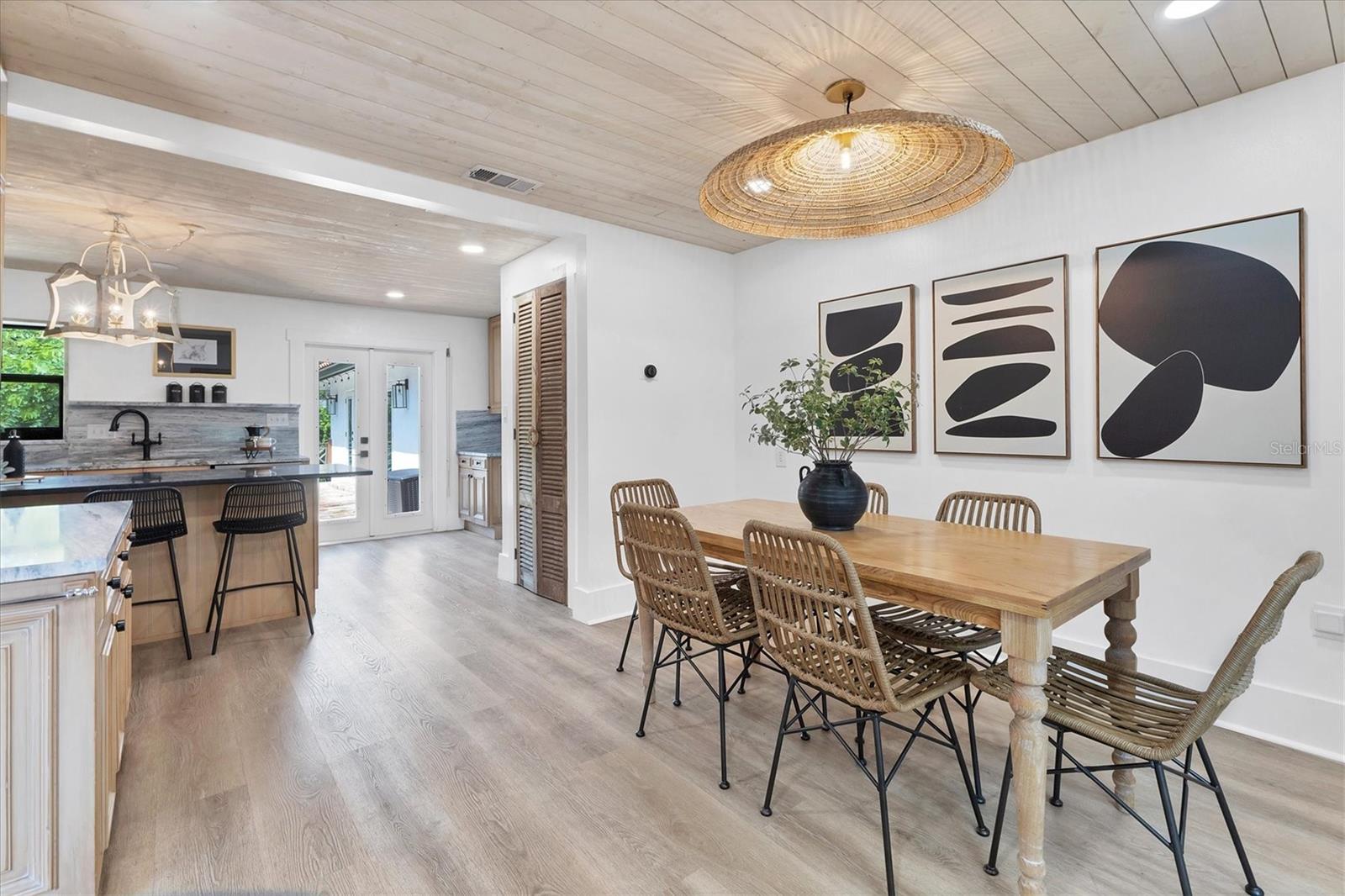 A4662815 Property Photo