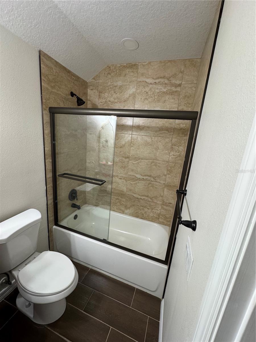 O6337967 Property Photo