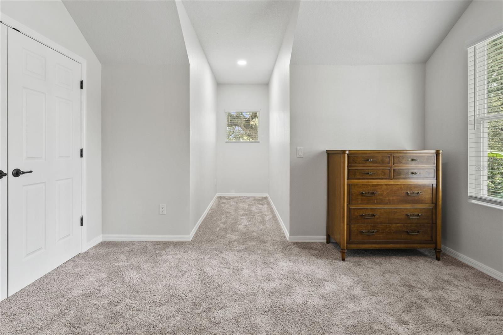 O6337967 Property Photo