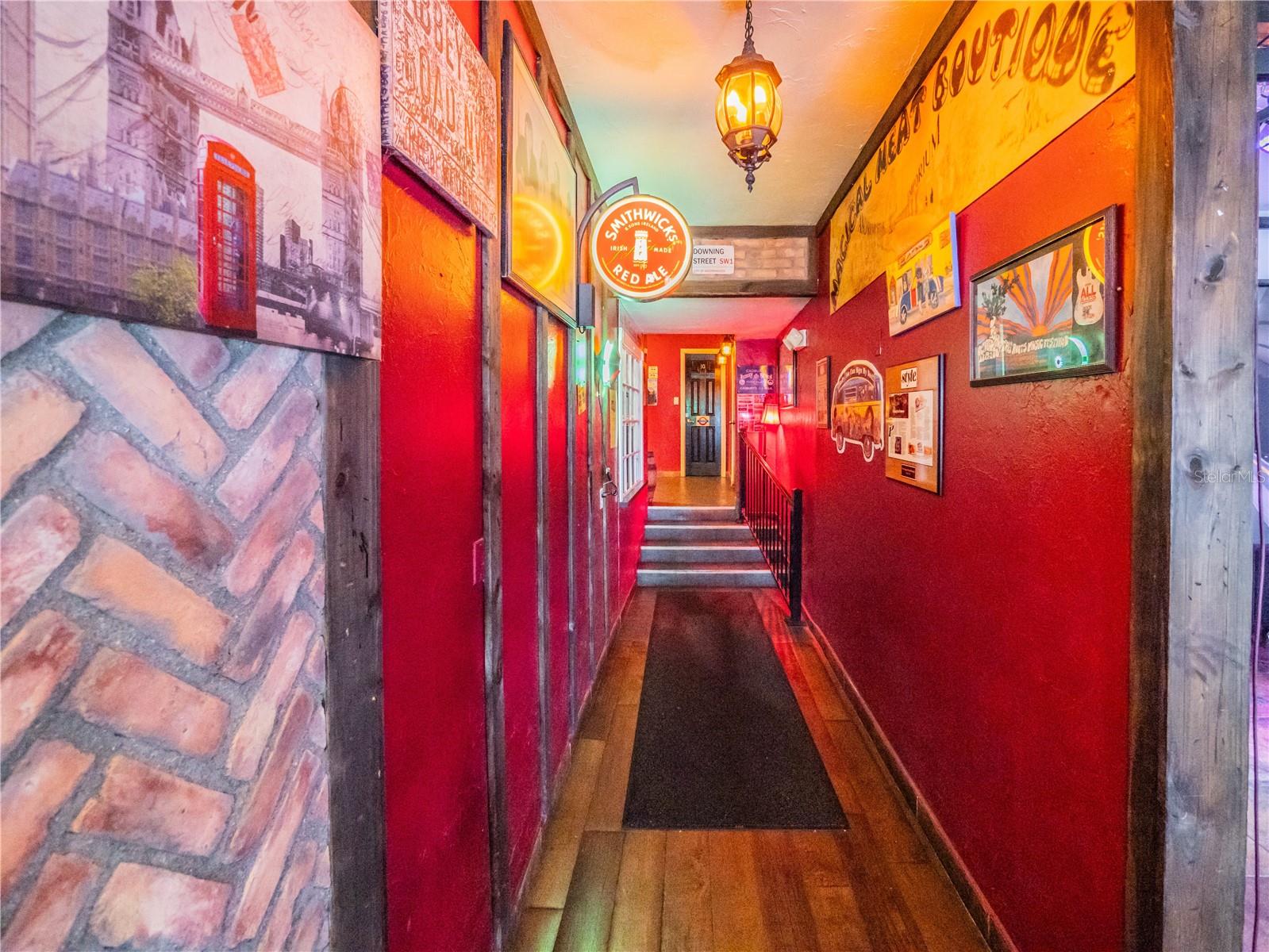 322 N ALEXANDER ST, MOUNT DORA, FL, 32757