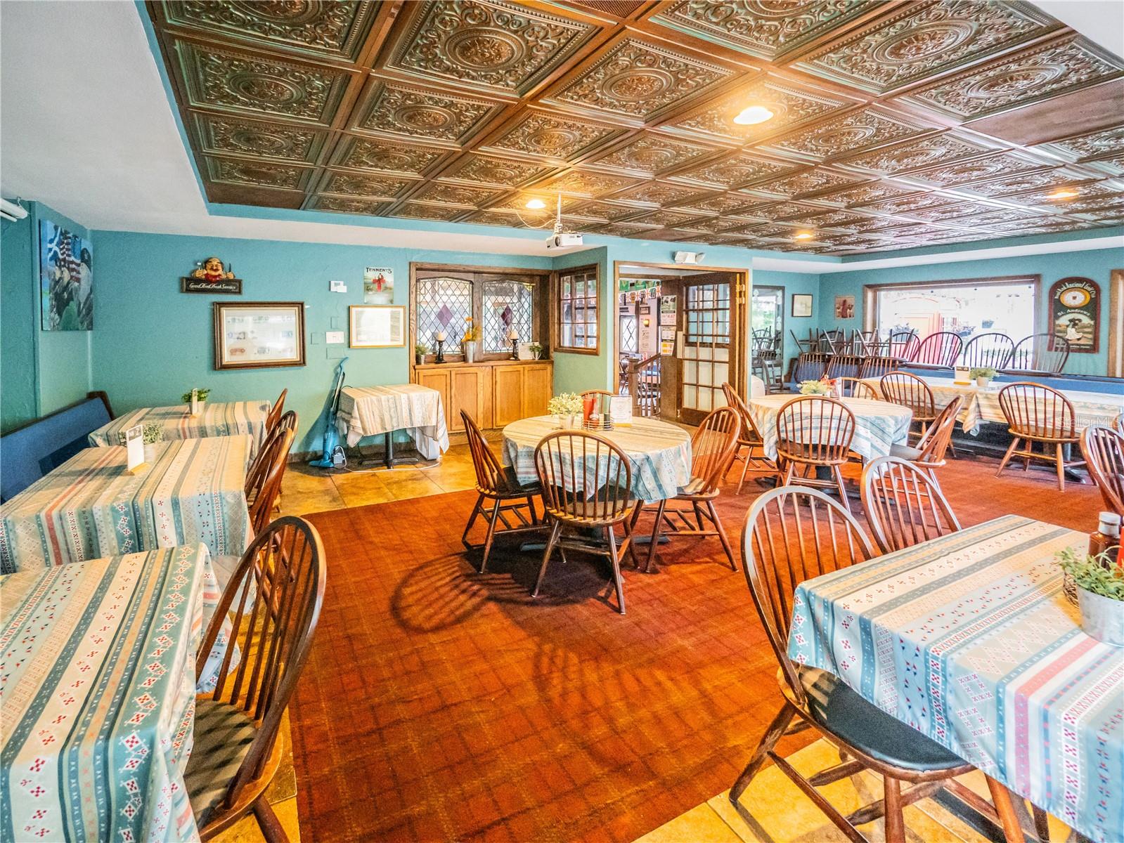 322 N ALEXANDER ST, MOUNT DORA, FL, 32757