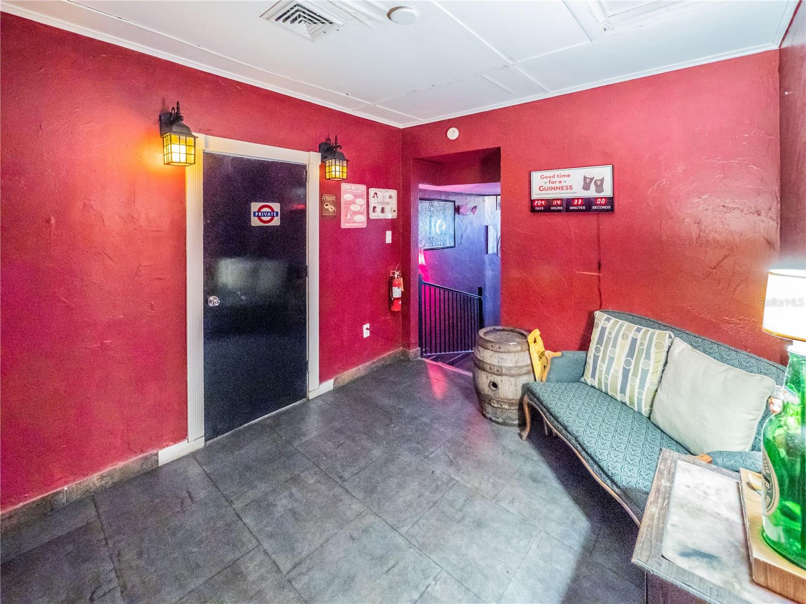 322 N ALEXANDER ST, MOUNT DORA, FL, 32757