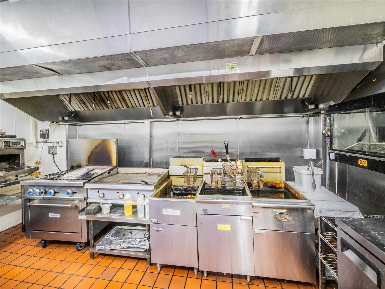 322 N ALEXANDER ST, MOUNT DORA, FL, 32757